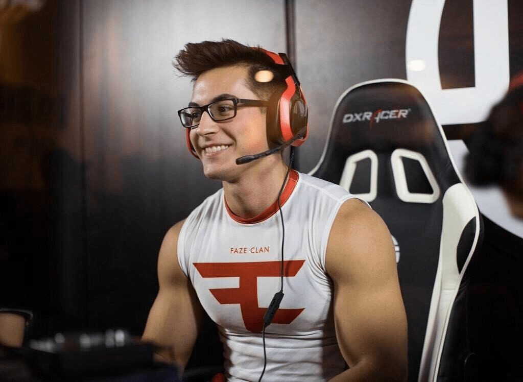 Faze Censor Girlfriend Nip Slip